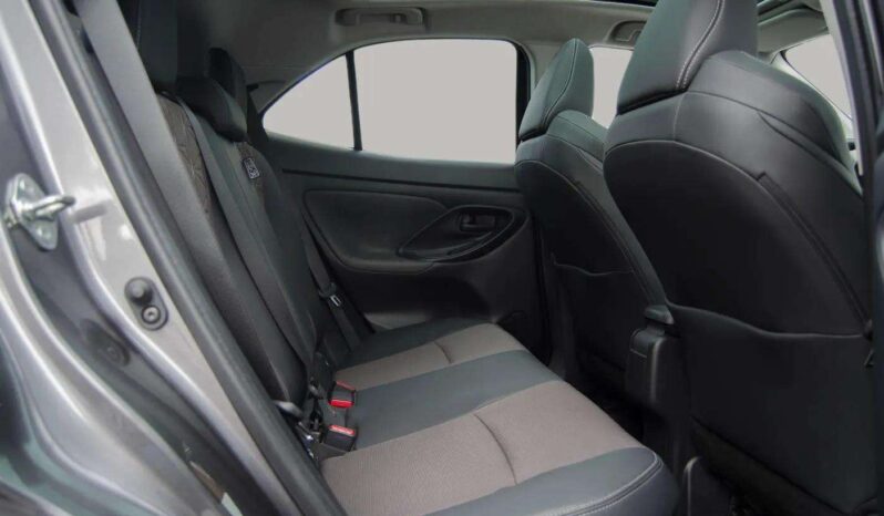 TOYOTA YARIS CROSS 1.5 HYBRID EXECUTIVE PANORAMADAK HEAD-UP HALF-LEDER 360-CAMERA MATRIX LED vol