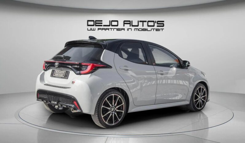 TOYOTA YARIS 1.5 HYBRID GR-SPORT BI-TONE NAVI-CARPLAY JBL SOUND FULL-LED CAMERA 18INCH vol