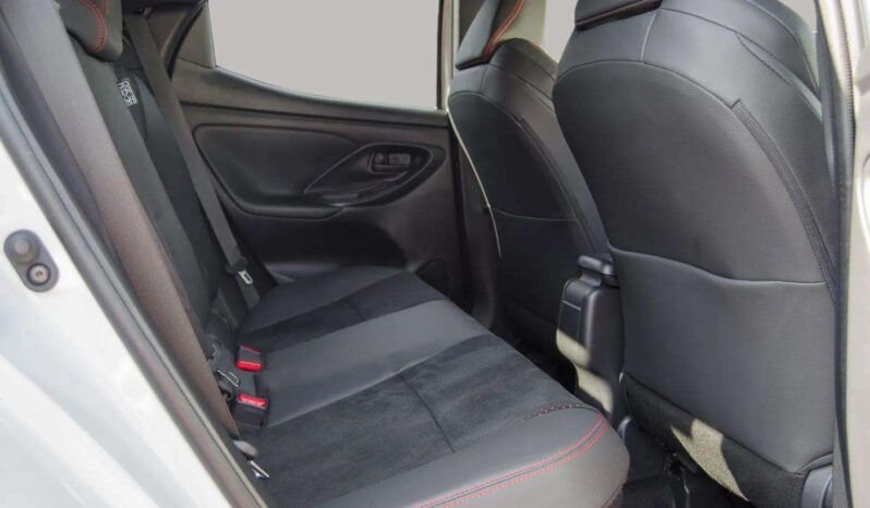 TOYOTA YARIS 1.5 HYBRID GR-SPORT BI-TONE NAVI-CARPLAY JBL SOUND FULL-LED CAMERA 18INCH vol