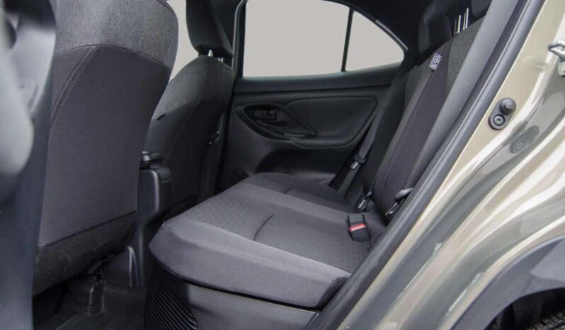 TOYOTA YARIS CROSS 1.5 HYBRID DYNAMIC NAVI-CARPLAY PDC V+A CAMERA ELEK-ACHTERKLEP WINTER PACK vol