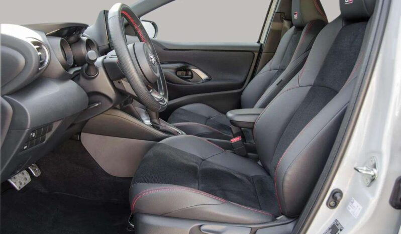 TOYOTA YARIS 1.5 HYBRID GR-SPORT BI-TONE NAVI-CARPLAY JBL SOUND FULL-LED CAMERA 18INCH vol
